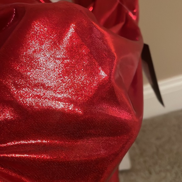 Fashion Nova, chrome red Tank top, never worn, new, size small, adjustable - Picture 7 of 9